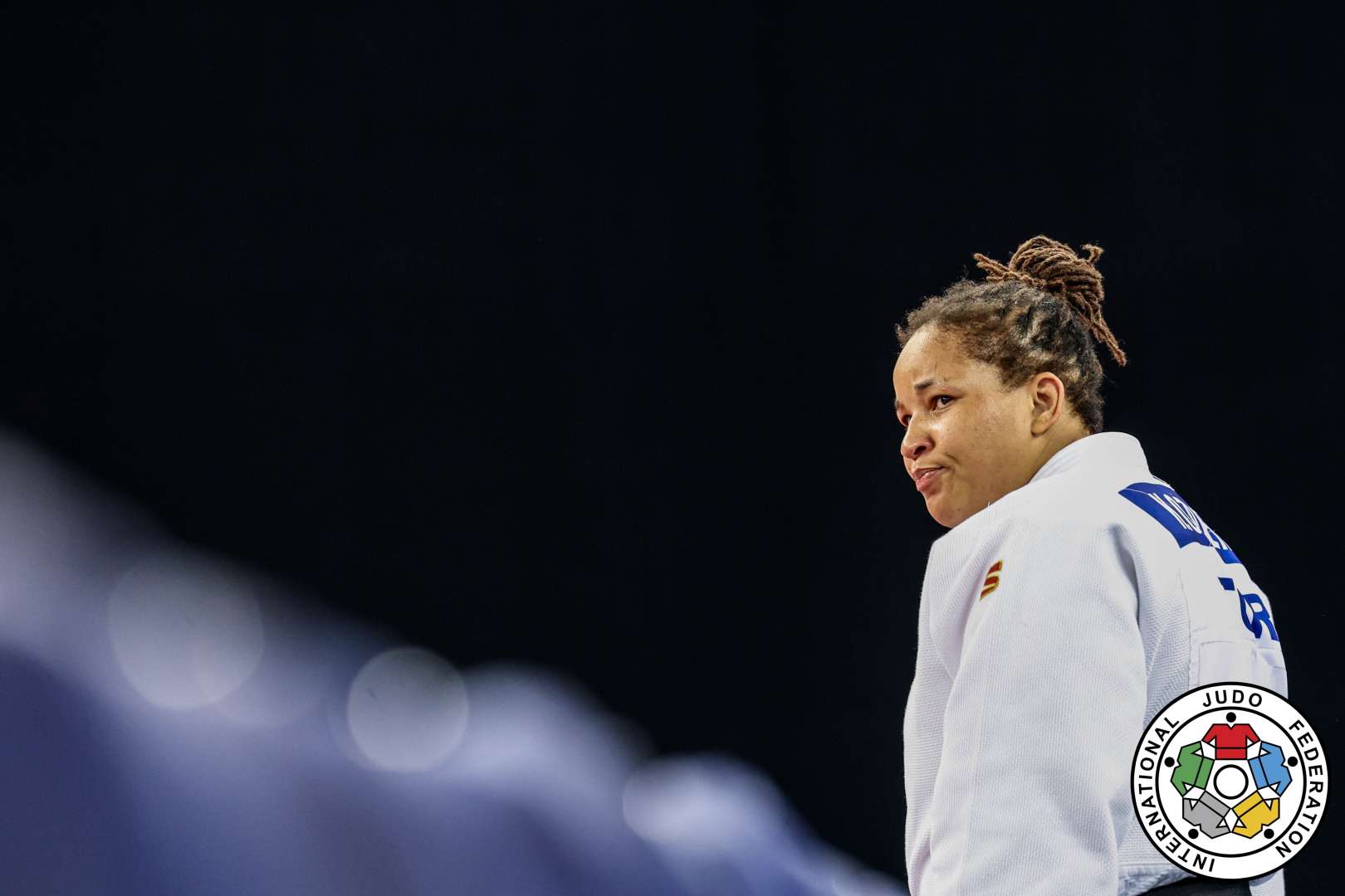 Kaira Ozdemir sa 38 godina: život preko granica, medalje i skoro promašaji