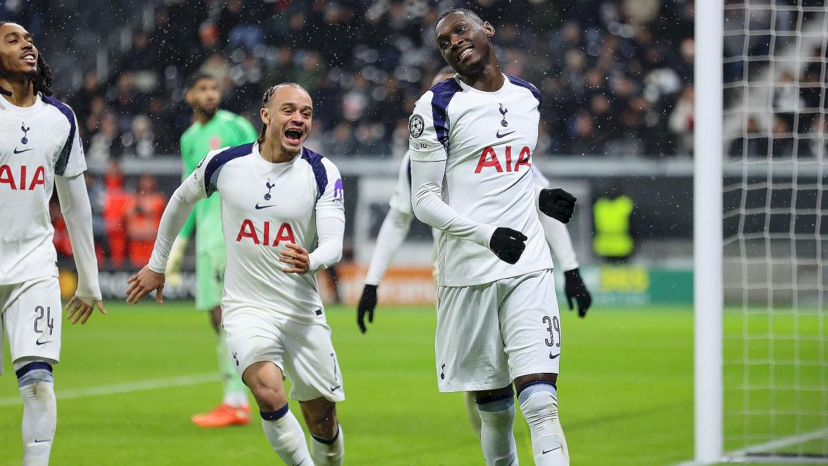 Kolo Muani da ostane u Totenhemu