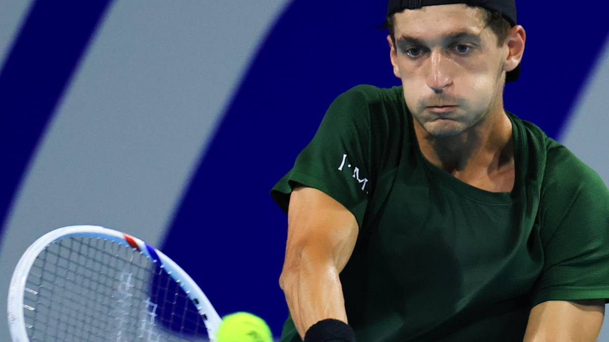 Neviđeno: Kecmanović pobeđuje upozoravajući Atmanea u poslednjem poenu