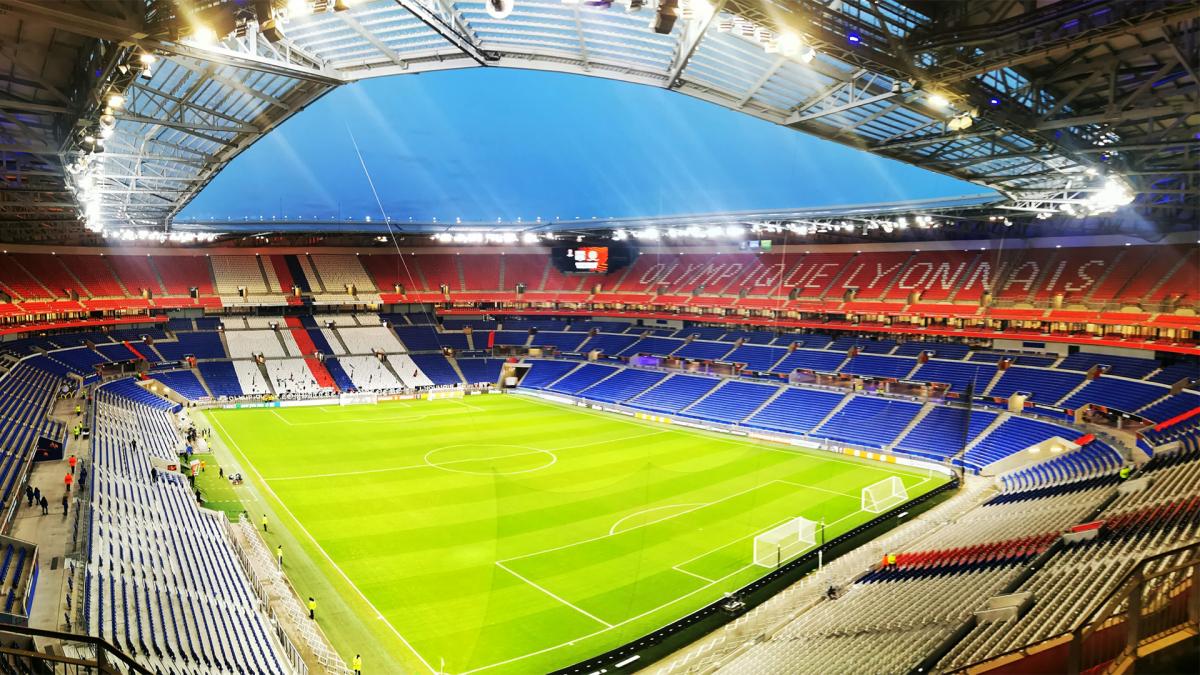 OL: počast lionskih ultrasa Kuentinu, ubijenom mladom aktivistu krajnje desnice