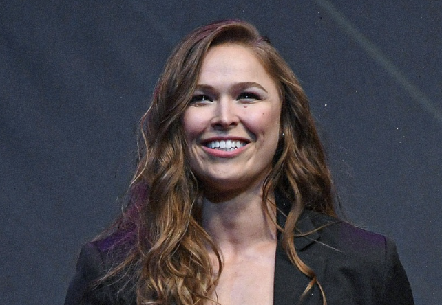Ronda Rauzi postavljen da bi MMA povratak
