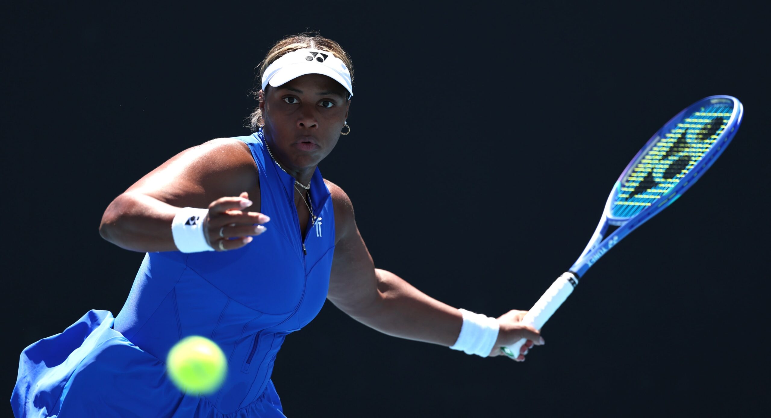 Tejlor Taunsend se bori u prvom polufinalu VTA singla u karijeri u Ostinu