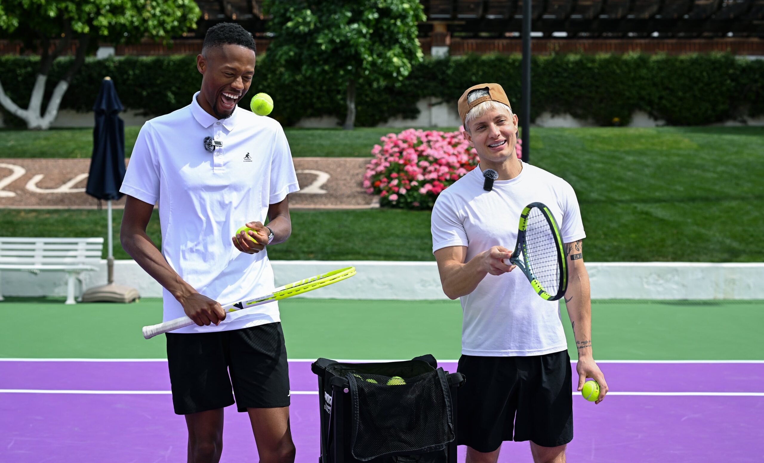 Matt Rife uzima prvu lekciju tenisa sa Chrisom Eubanksom, otkriva da špansko groktanje poboljšava kvalitet šuta