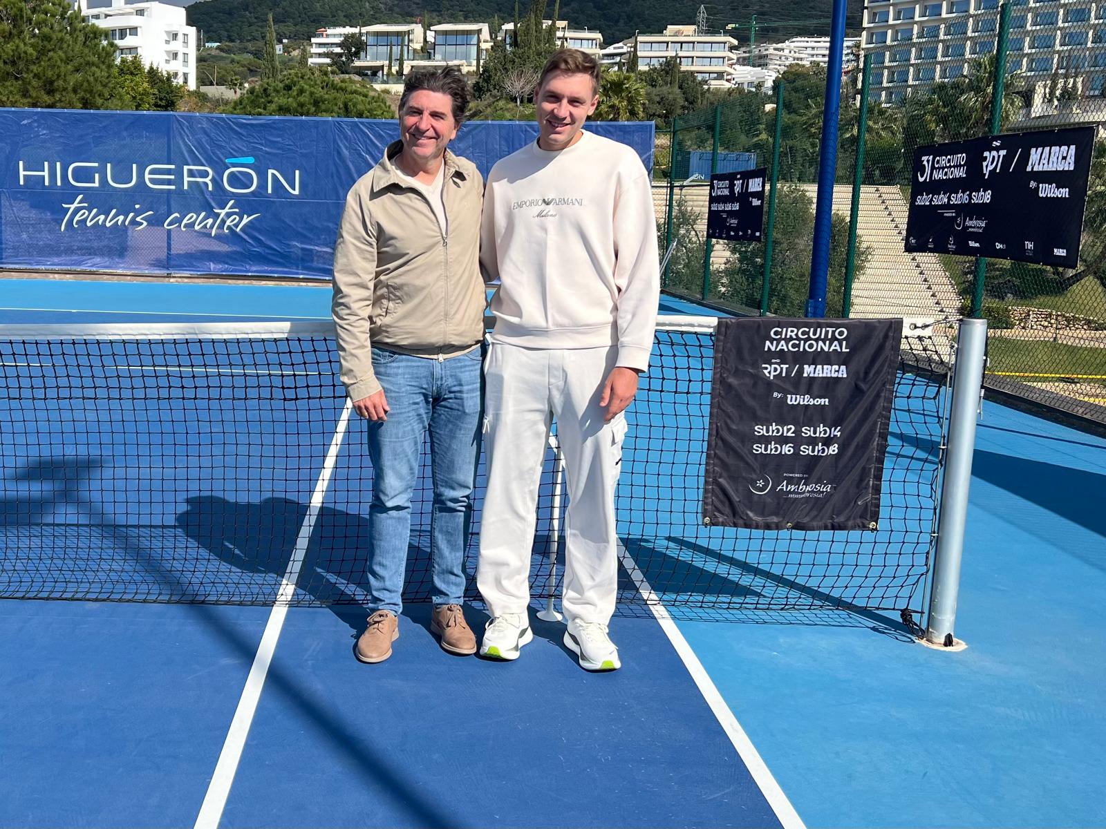 Hamad Medjedović ATP #61 i Horhe Aguirre u teniskom centru Higuerón tokom RPT - Marca by Wilson