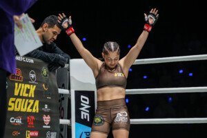Anastasija Nikolakakos Viktorija Souza ONE Fight Night 41 8