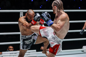 Ben Voolliss Džon Lineker jedan borba noć 41 11