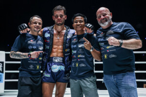 Džordž Jarvis Sinsamut Klinmee ONE borba noć 41 8