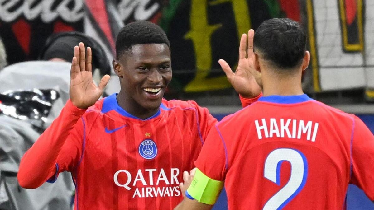 PSG: Nuno Mendes komora Barcola na Tvitch