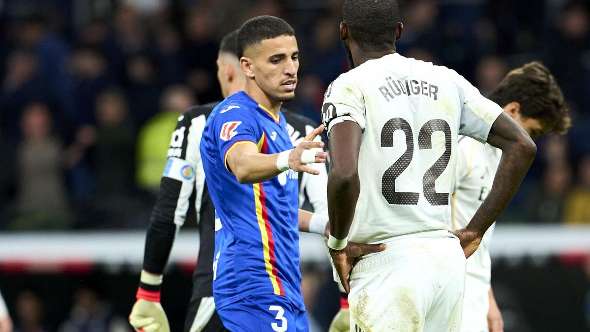 Štipanje penisa Abdela Abkara na Aleksandru Sorlotu izazvalo je skandal u Španiji