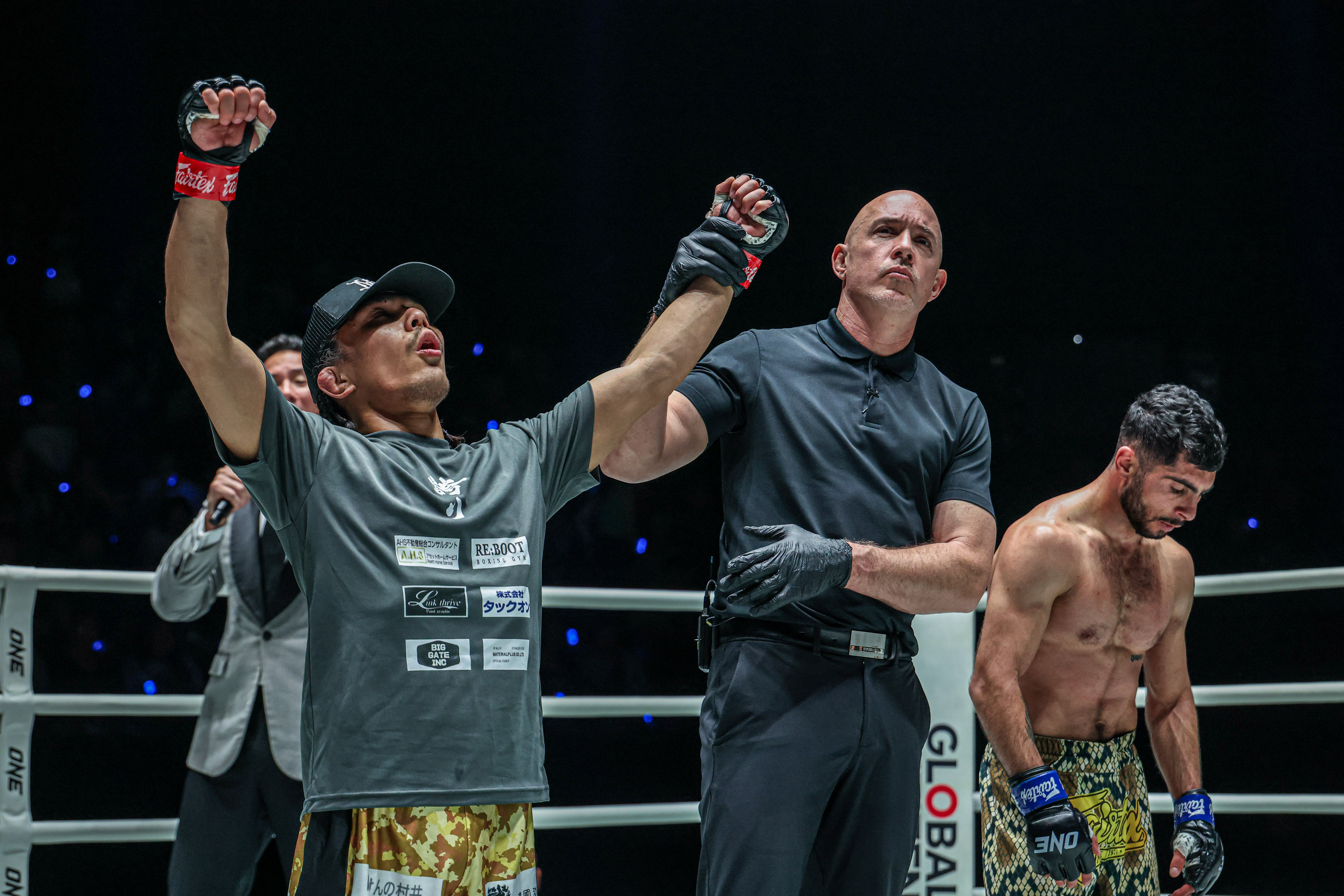 Hiroba Minova Karen Ghazarian ONE Fight Night 42 12.jpg