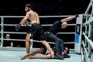 Džabir Džabrailov Chase Mann ONE Fight Night 42 10