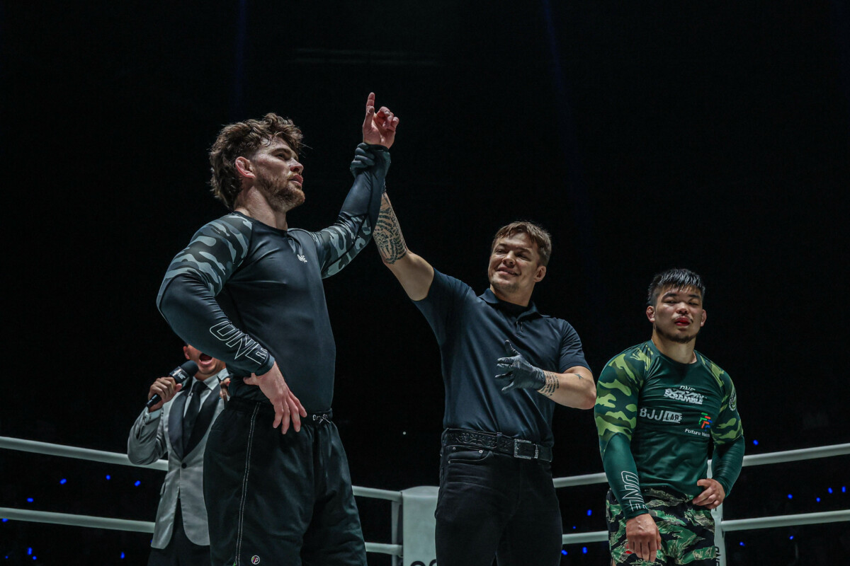 Dante Leon Kenta Ivamoto jedan borba noć 42 10