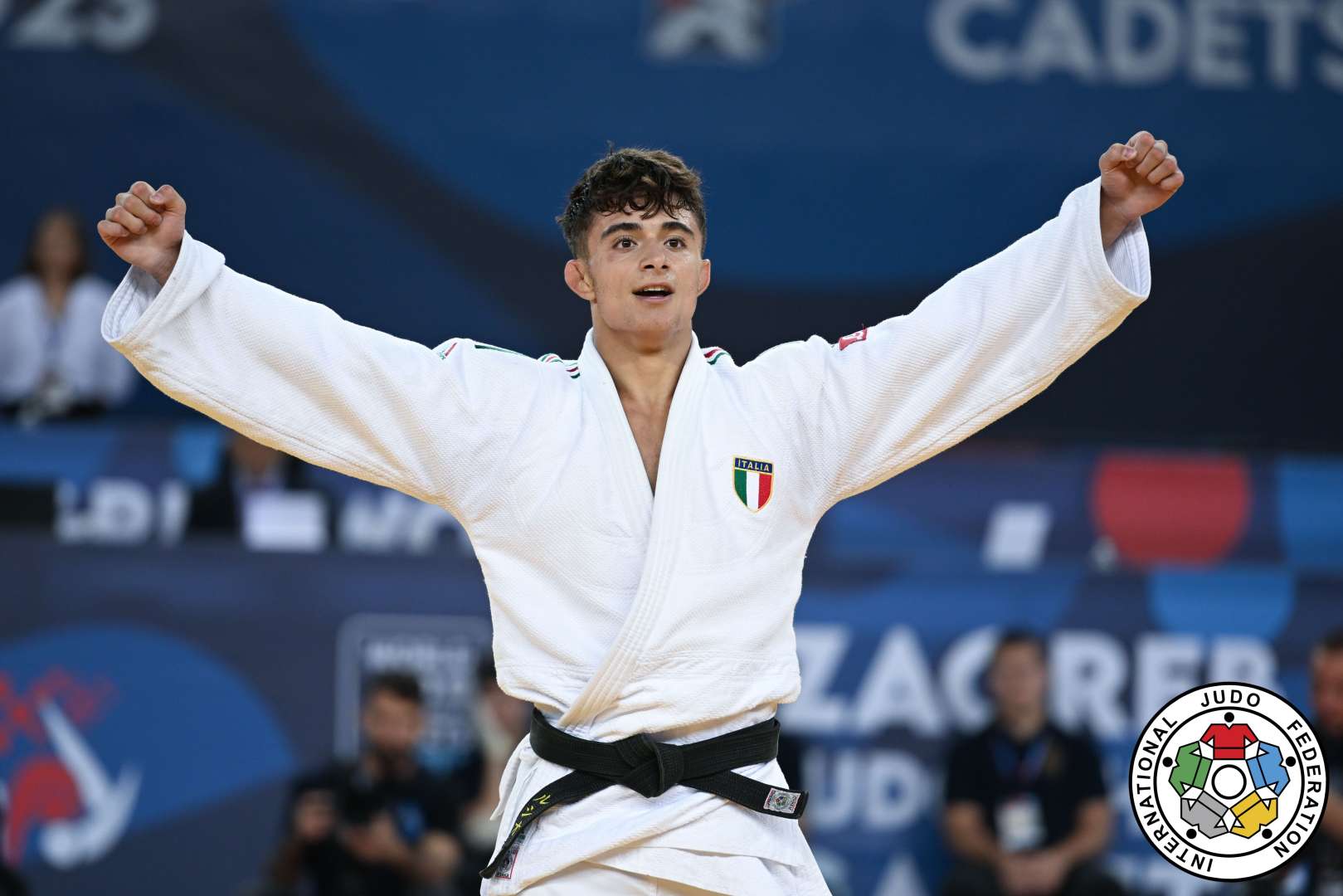 Domaćini Italija preuzimaju kontrolu u Lignanu sa tri zlatne medalje