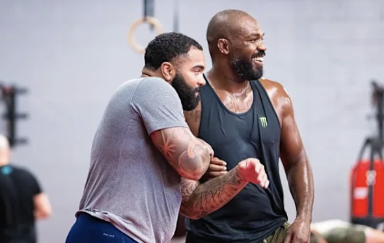 Gejbl Stividson o radu sa Džonom Džonsom