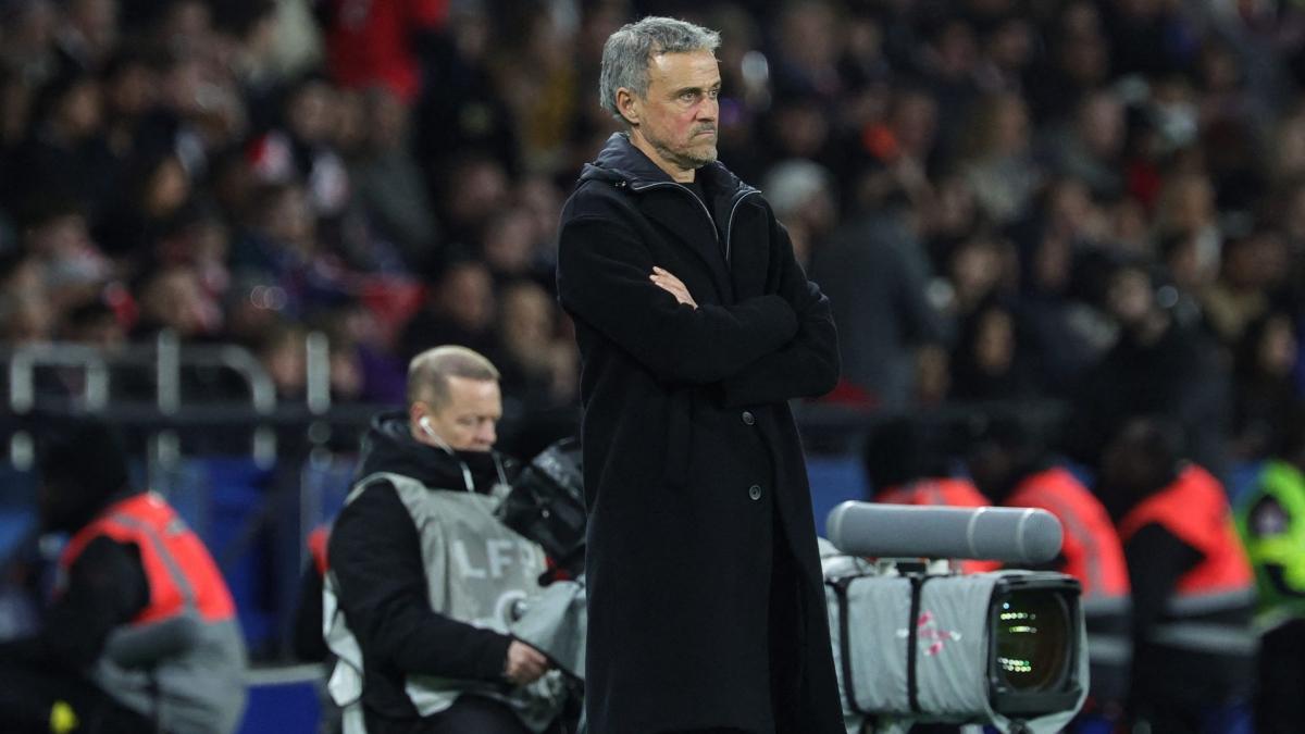 PSŽ: Luis Enrike blefira sa Arneom Slotom pred Liverpulom