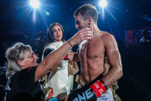Jonathan Haggerty Juki Joza ONE SAMURAI Pridružio se