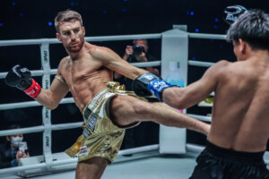 Jonathan Haggerty Juki Joza ONE SAMURAI Pridružio se