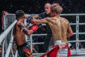 Takeru Segava Rodtang Jitmuangnon ONE SAMURAI 1 25