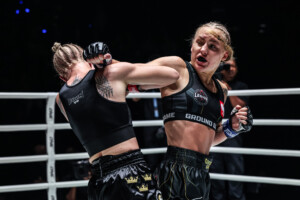 Martina Dominczak Johana Persson ONE Fight Night 43 4