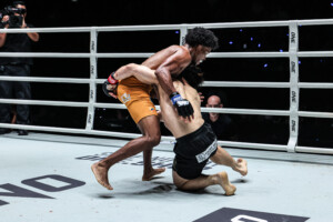 Fabio Henrikue Josuke Saruta ONE Fight Night 43 7