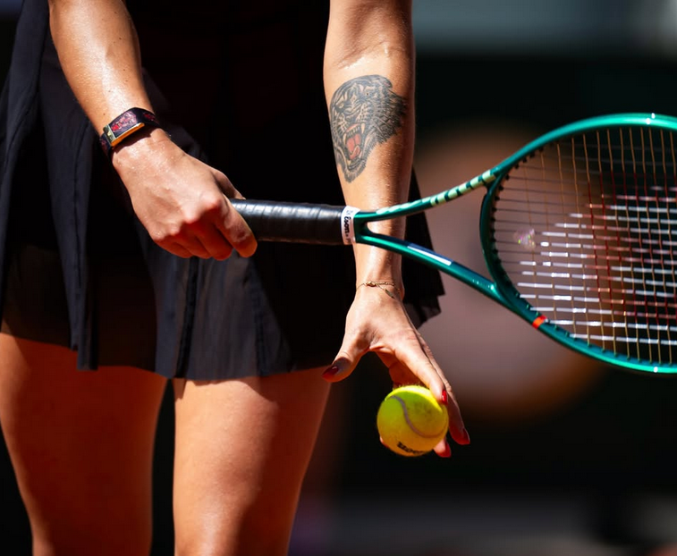 Sabalenka negira da je "licemer" zbog igranja sa draguljima vrednim 87.000 evra: "Dve stvari su zbunjene"