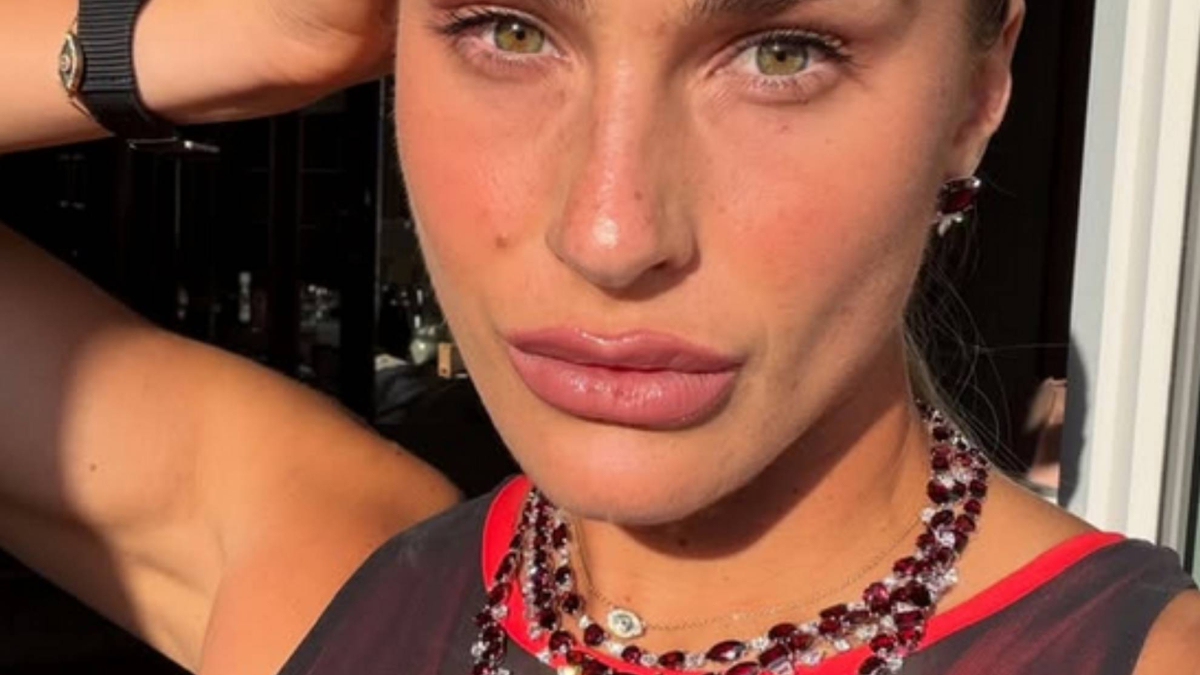 Sabalenka negira da je "licemer" zbog igranja sa draguljima od 130.000 evra: "Dve stvari su zbunjene"