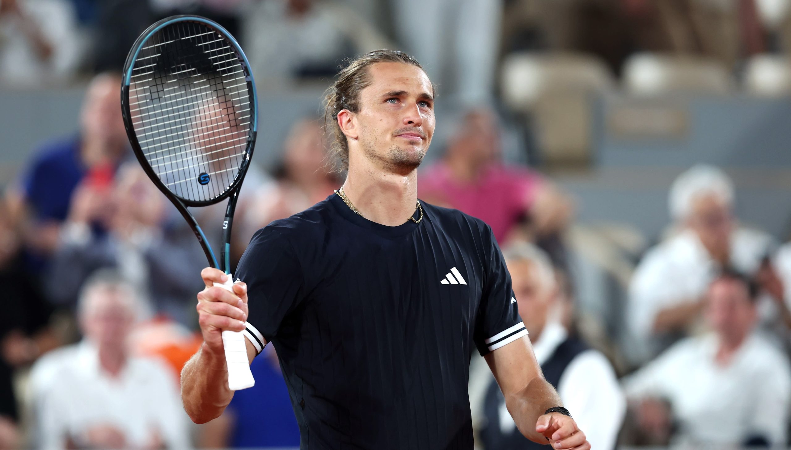 Aleksandar Zverev beleži 550. pobedu u karijeri noćnom pobedom na Rolan Garosu