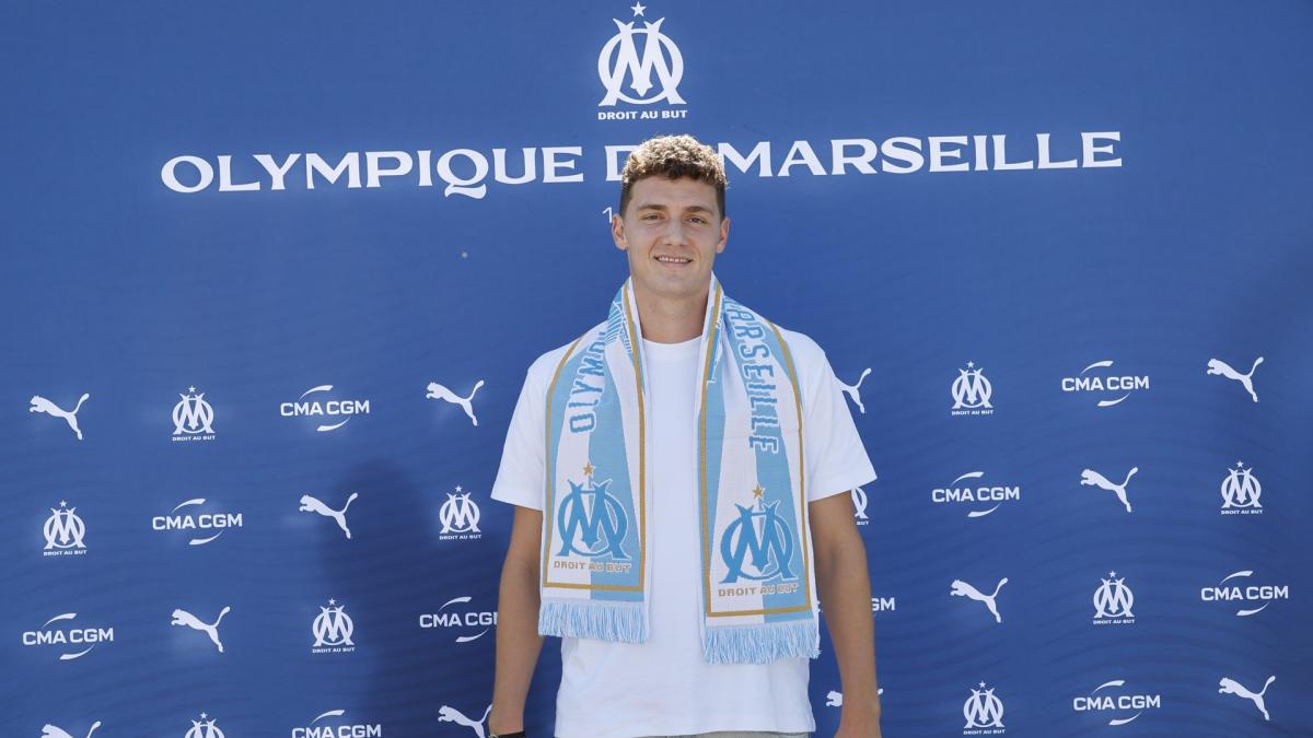 Benjamin Pavard najavljuje svoj odlazak iz OM!