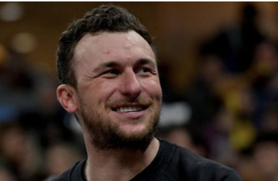 Bivši NFL KB Džoni Manziel osvaja MMA debi