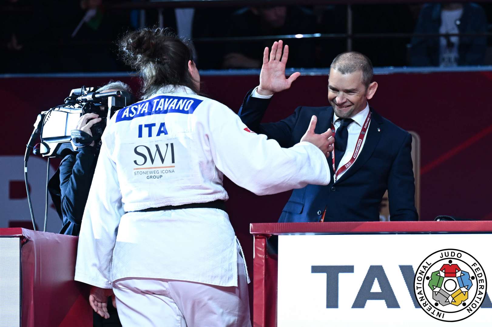 Italijanka Asja Tavano u formi u Dušanbeu