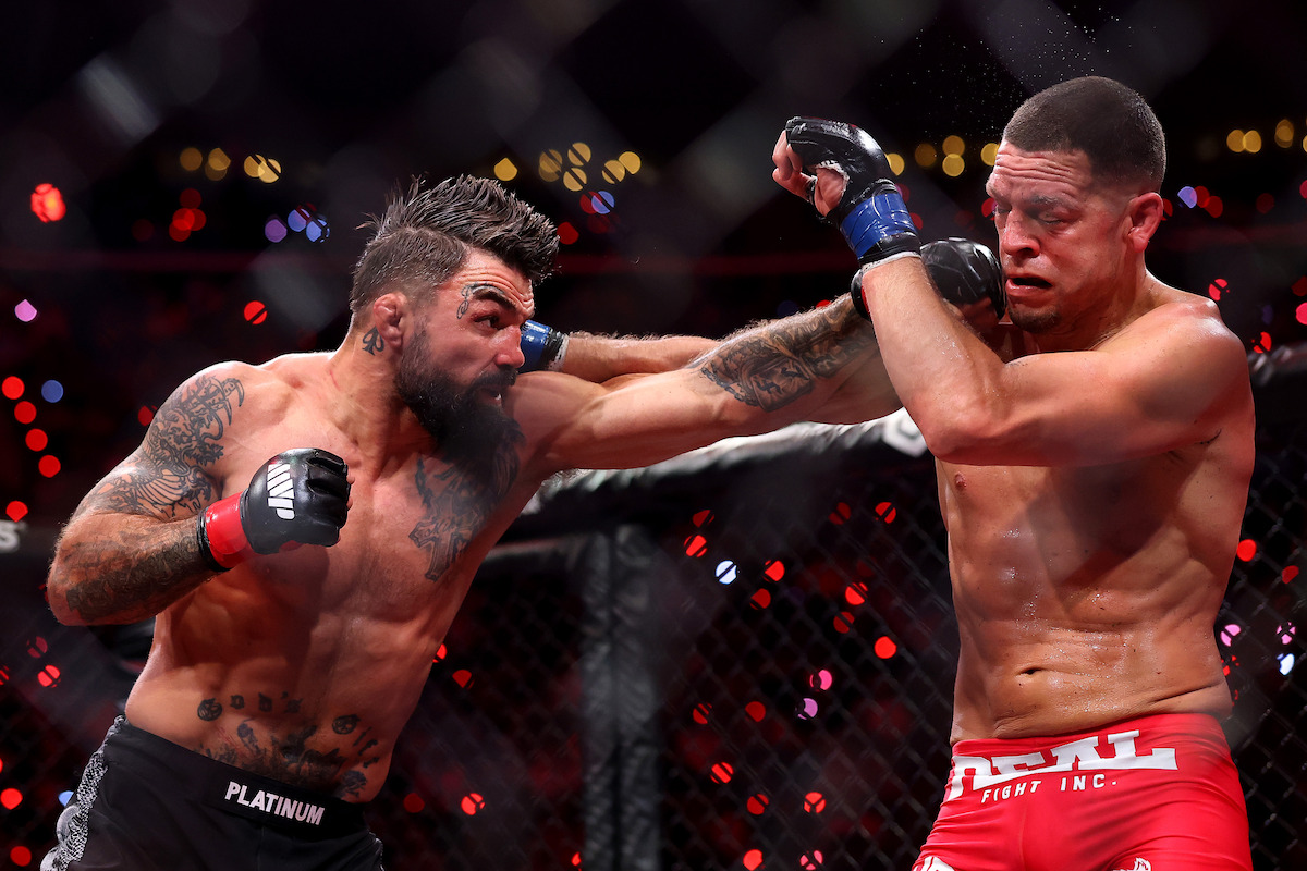 Majk Peri porazio Nate Diaz od runde-2 Corner Stoppage