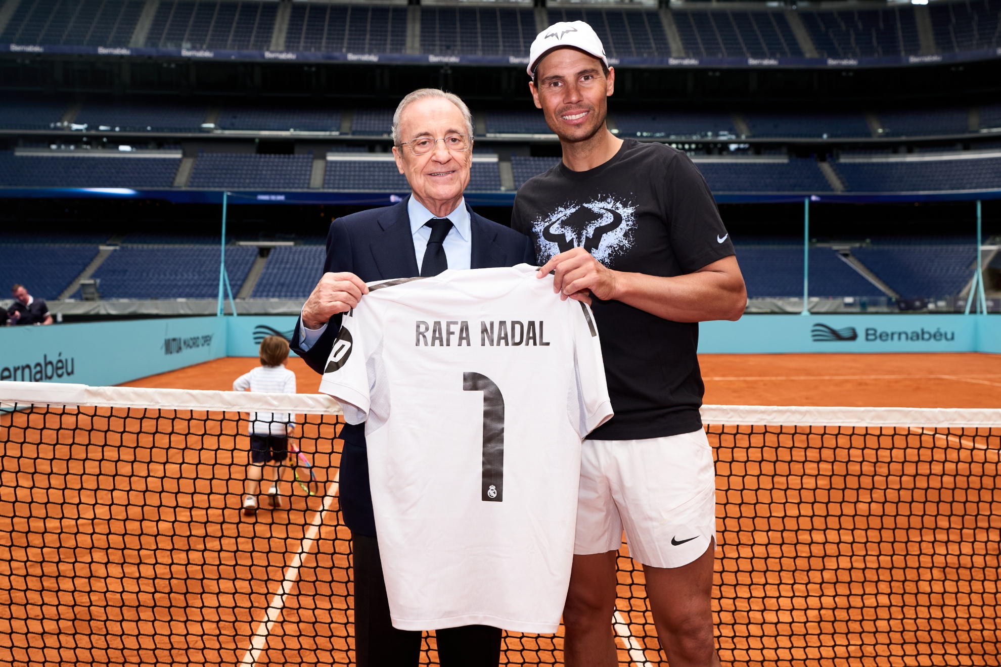 Florentino je dao madridski dres legendi Rafi Nadalu.