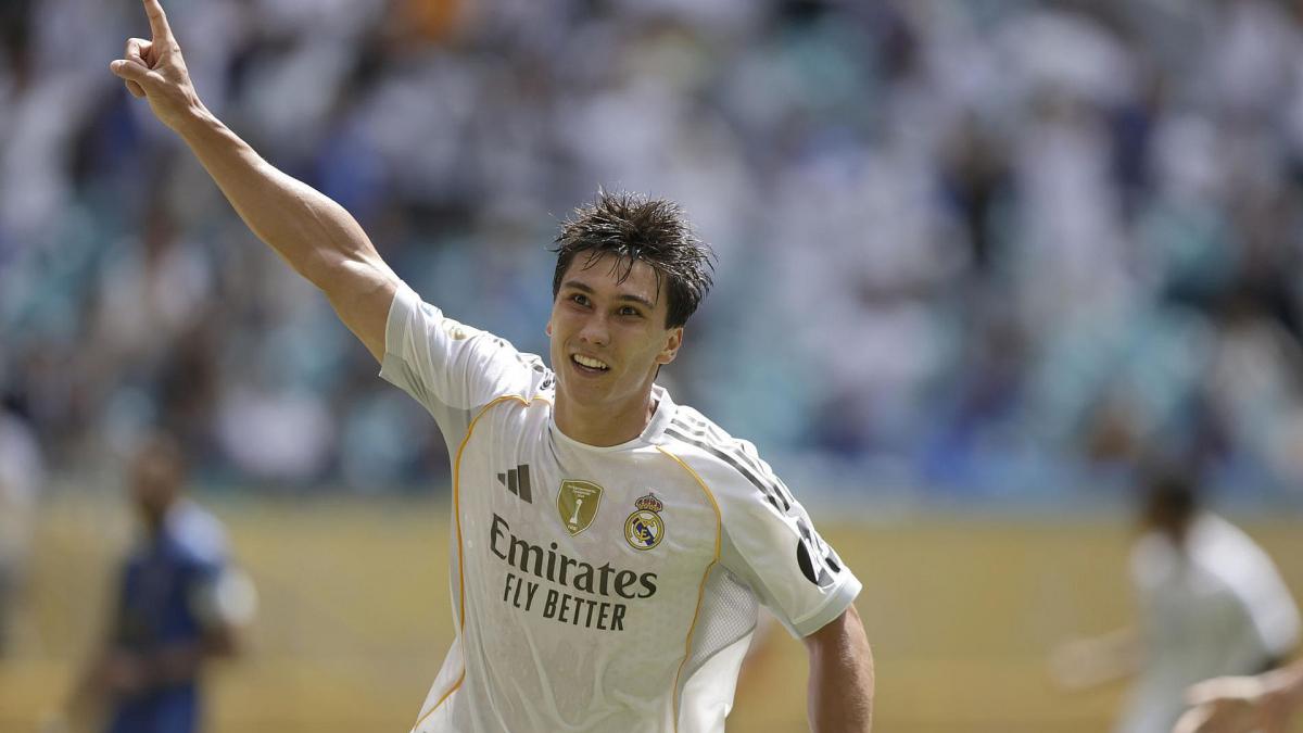 Real Madrid, Alvaro Arbeloa Gonzalo Garsija: "Idi i pokaži za šta si sposoban"