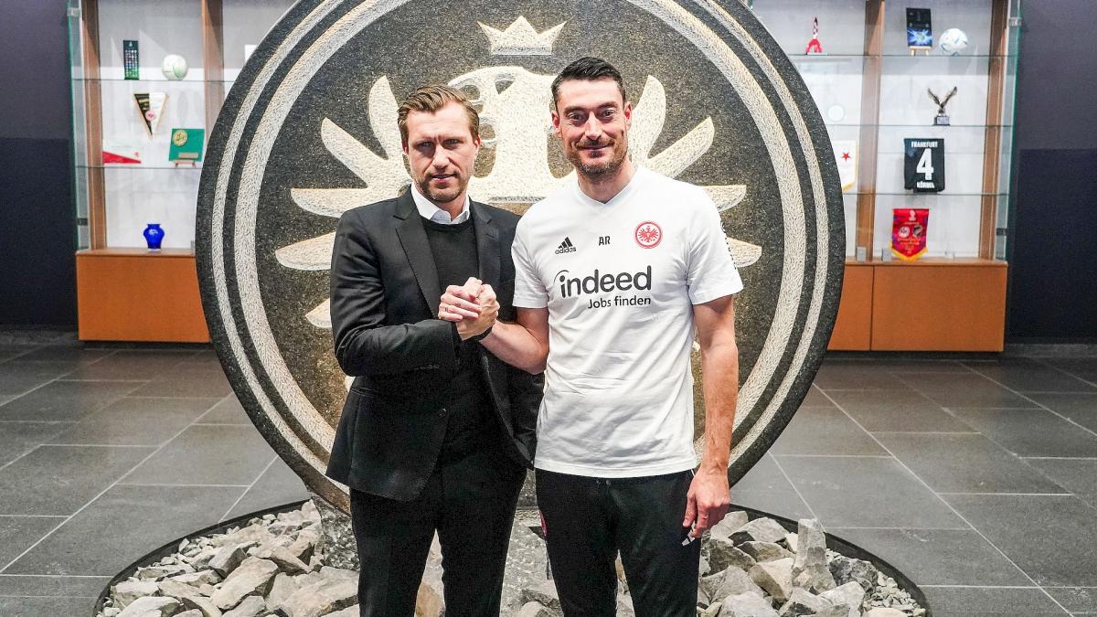 "Tramp Bundeslige": Albert Riera je sjeban u Nemačkoj