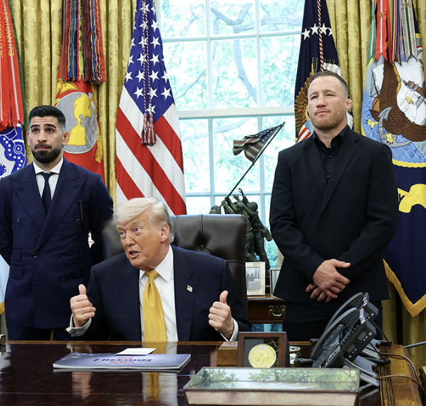 UFC Bela kuća pojas, prvi pogled