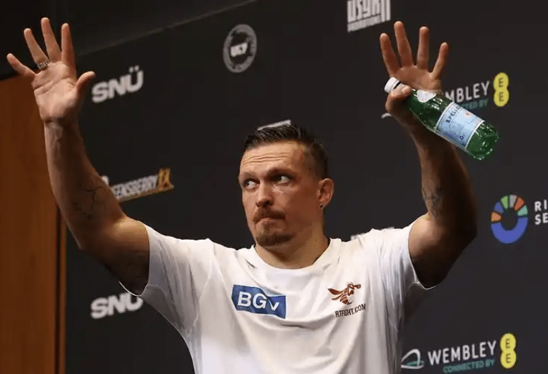 WBA odobrava Oleksandra Usika da brani titulu