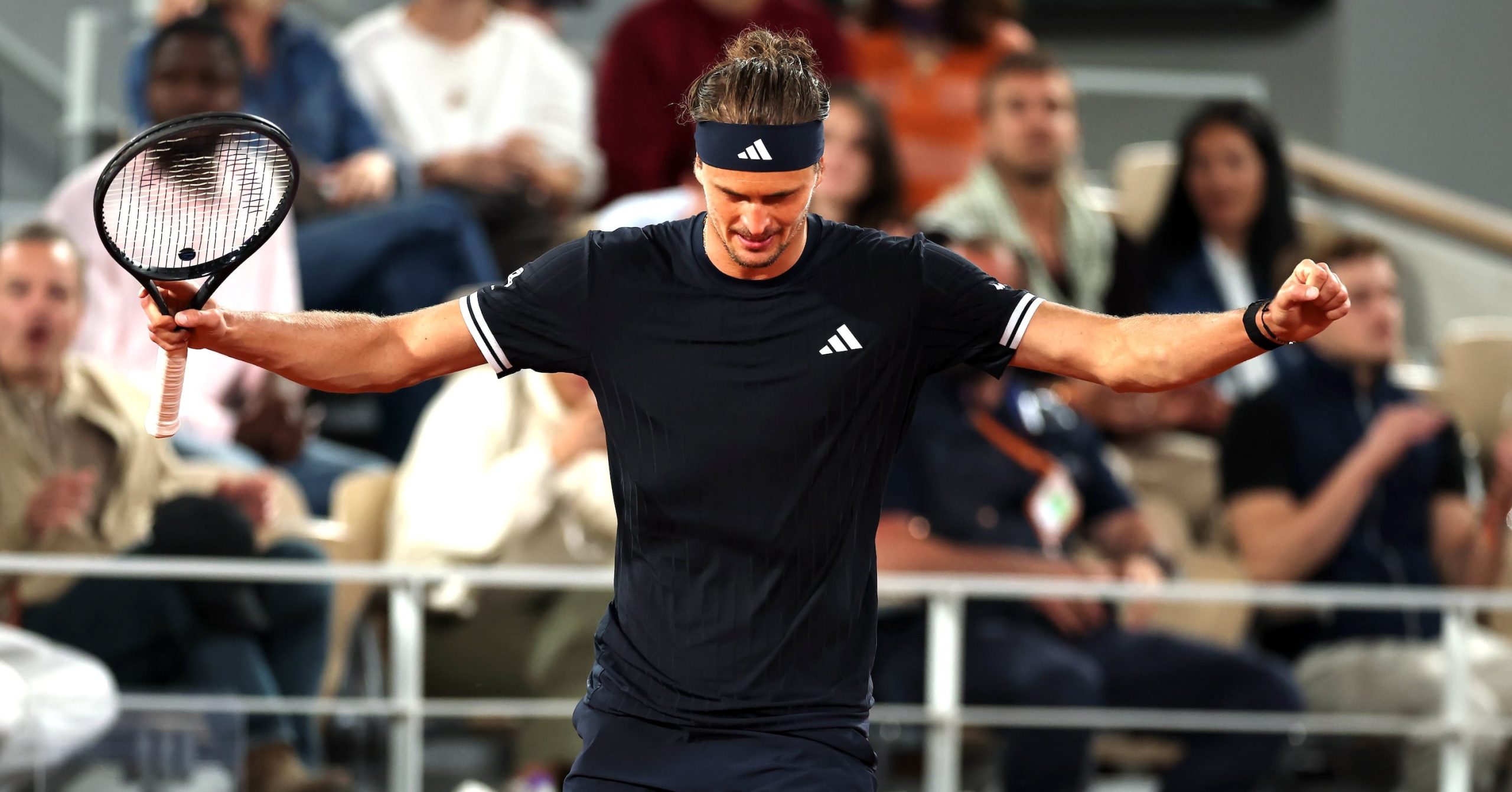 Aleksandar Zverev se bori pored Flavija Kobolija za prvu grend slem titulu u karijeri na Rolan Garosu