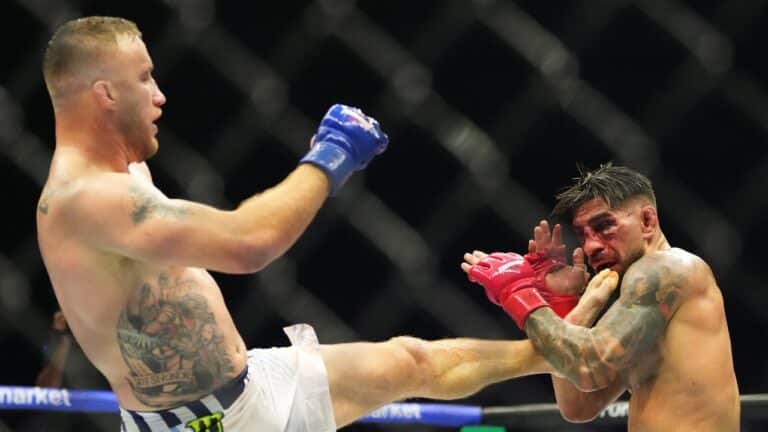 Justin Gaethje zarađuje titulu u lakoj kategoriji u uznemirenoj pobedi nad Ilia Topuria
