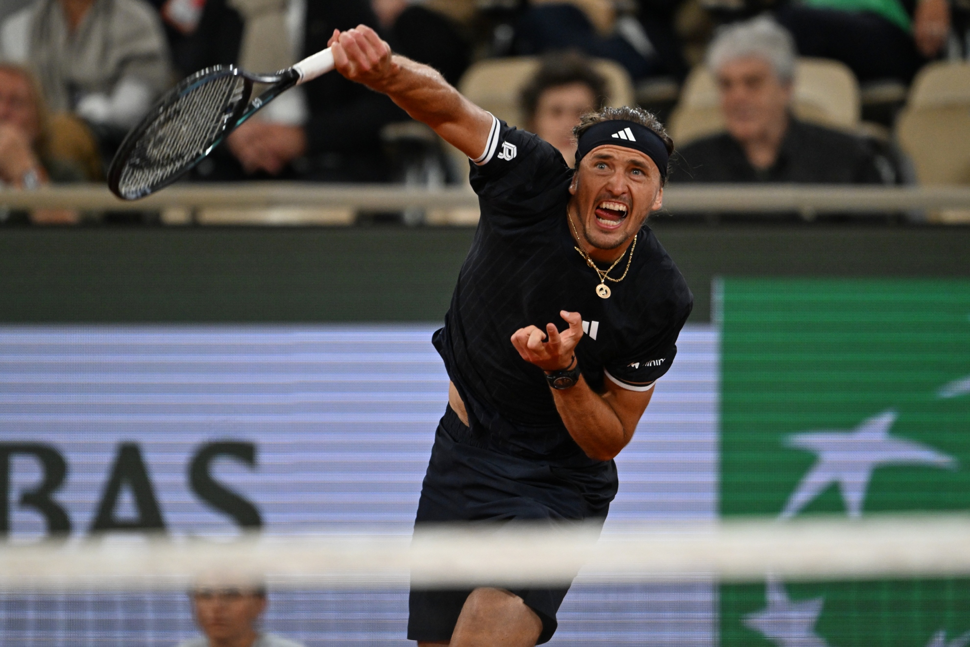Zverev, u vreme servisa.