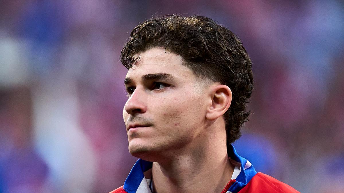 Le FC Barcelone attend une prise de position de Julián Álvarez