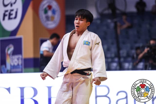 Kazakhstan bursts out of the blocks at Cadet Worlds in Guayaquil