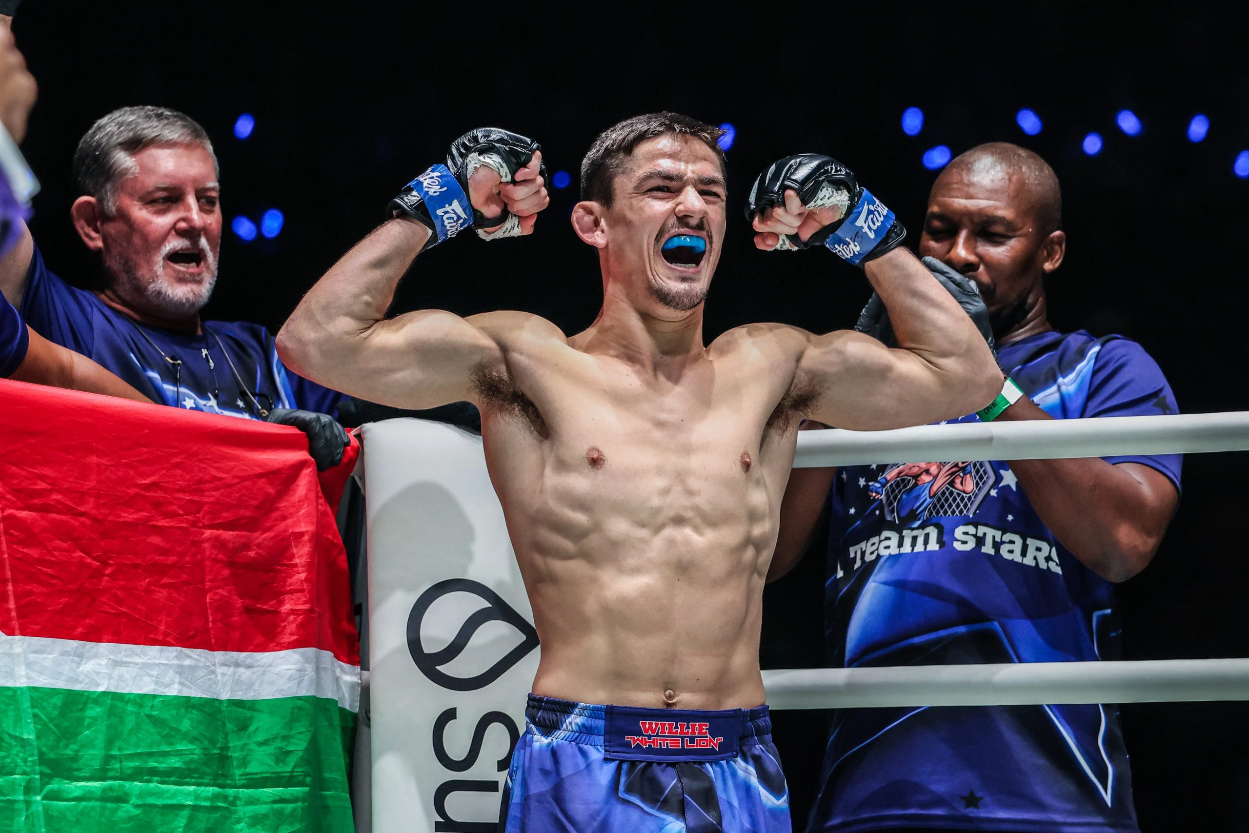 Willie van Rooyen in action at ONE Fight Night 41