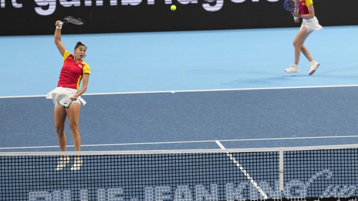 Cristina Bucsa y Sara Sorribes reinan en el dobles y firman el pase a semifinales 18 años después