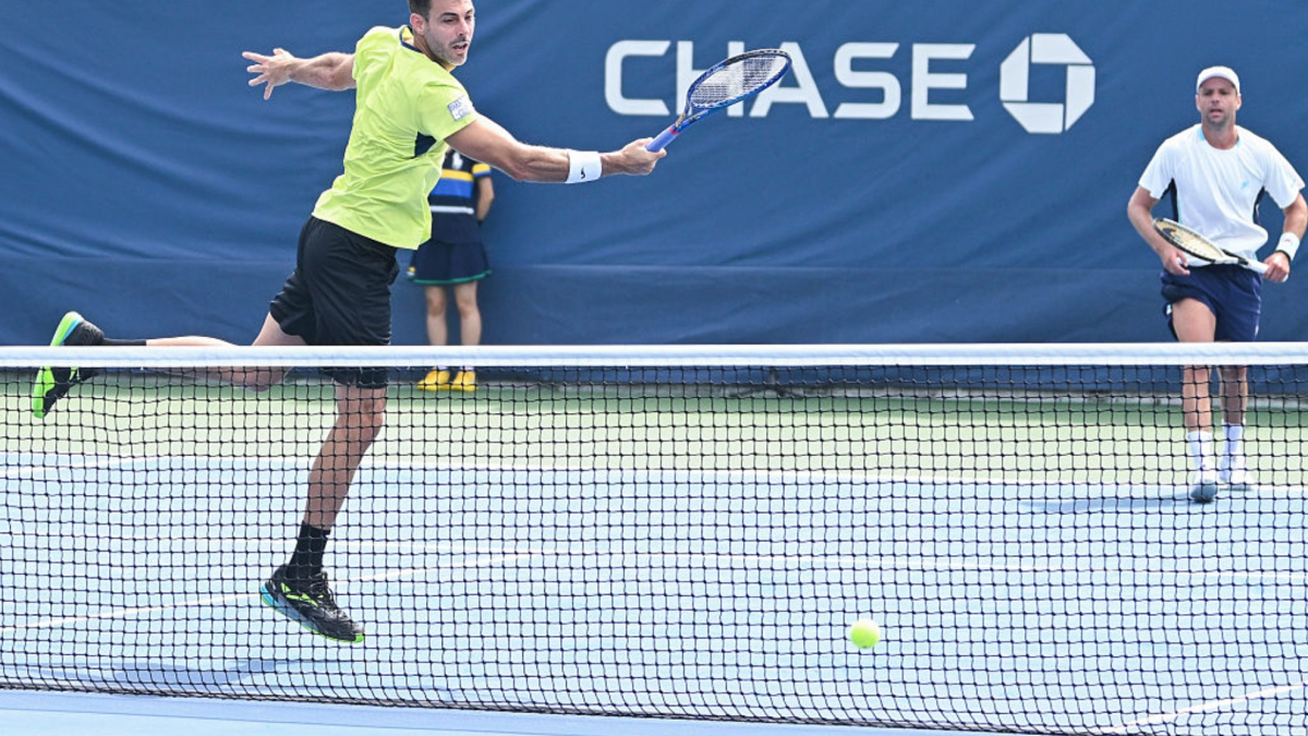 Marcel Granollers y Horacio Zeballos están a tres victorias de defender título si el tobillo se lo permite