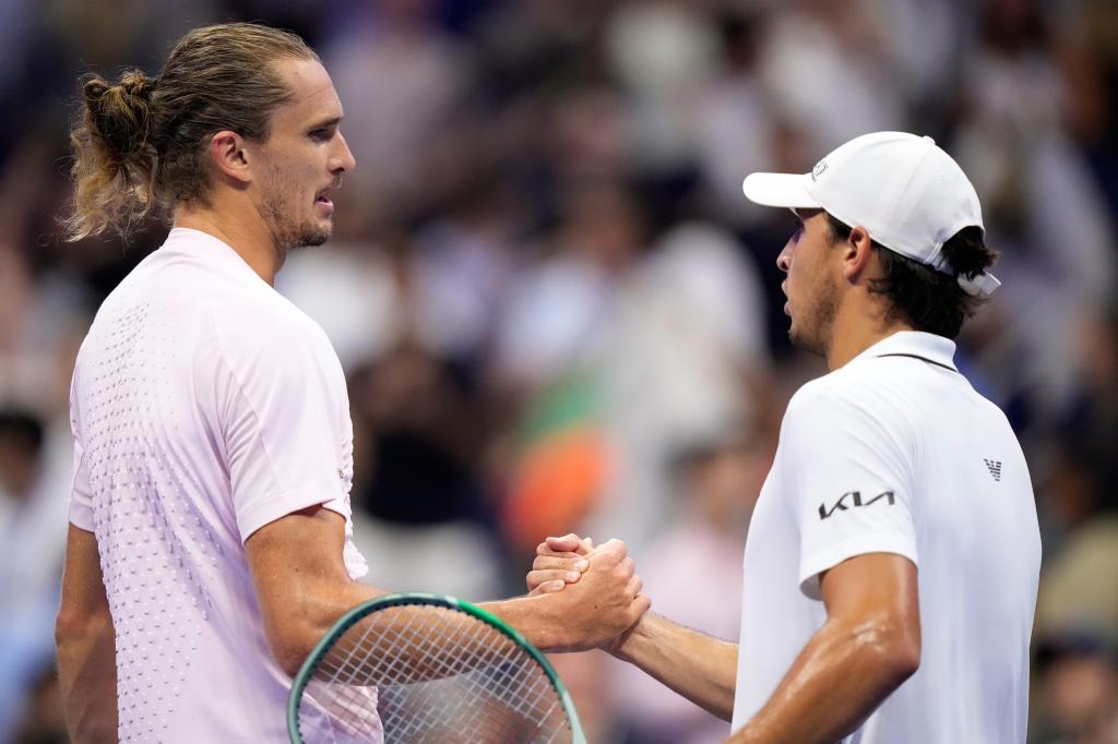 Alexander Zverev i Luciano Darderi na kraju meča.