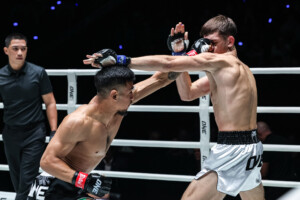 Arian Esparza Sam Fitzgerald ONE Fight Night 48 4