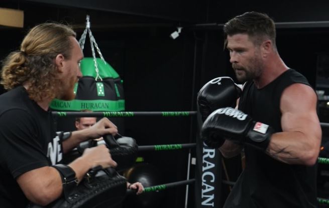 Chris Hemsworth Trains With ONE Championship’s Ben Woolliss In Thailand