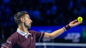Djokovic se la pega ante Struff en Basilea y relanza las opciones de Jódar para ser 'top10' y estar en Turín