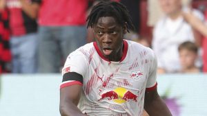 Lens tente le coup El Chadaille Bitshiabu