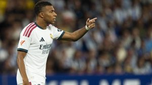 Real Madrid, Daniel Riolo : « si Mbappé n’a pas l’équipe qu’il souhaite, je pense qu’un départ est possible »